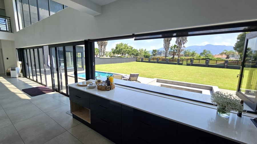 4 Bedroom Property for Sale in The Islands Estates North West